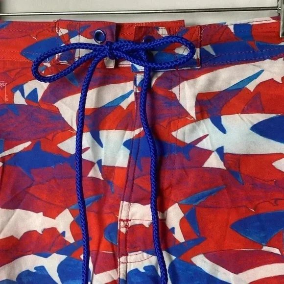 GUY HARVEY MENS XL RED WHITE BLUE SHARK DESIGN BOARD SWIM SHORTS ELASTIC WAIST - Picture 5 of 14